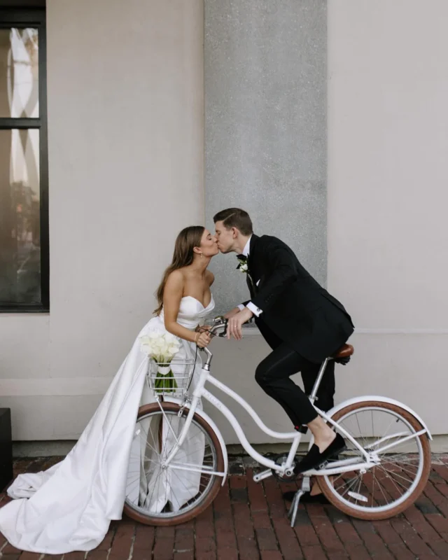 Photo associated with the Instagram post at https://www.instagram.com/p/DW6yN6fkzLt/